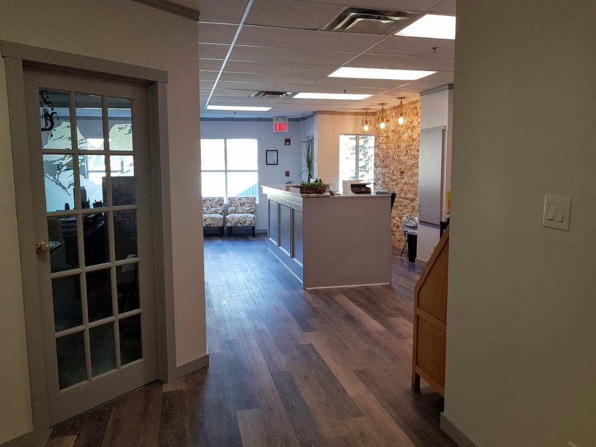 Sunset Resorts Canmore And Spa Exterior photo